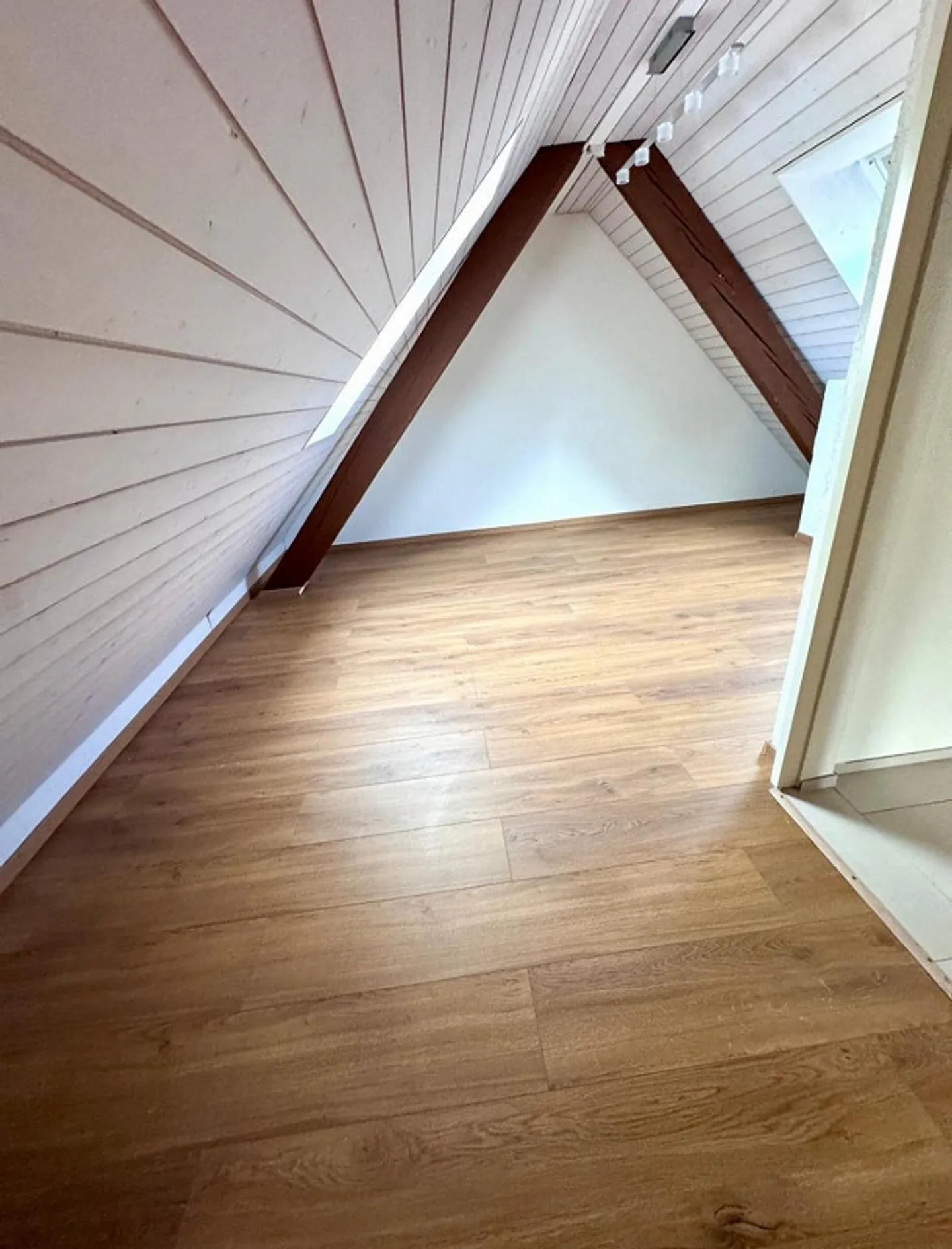 Moderne Duplex Wohnung in zentraler Lage - Foto 9 von 11