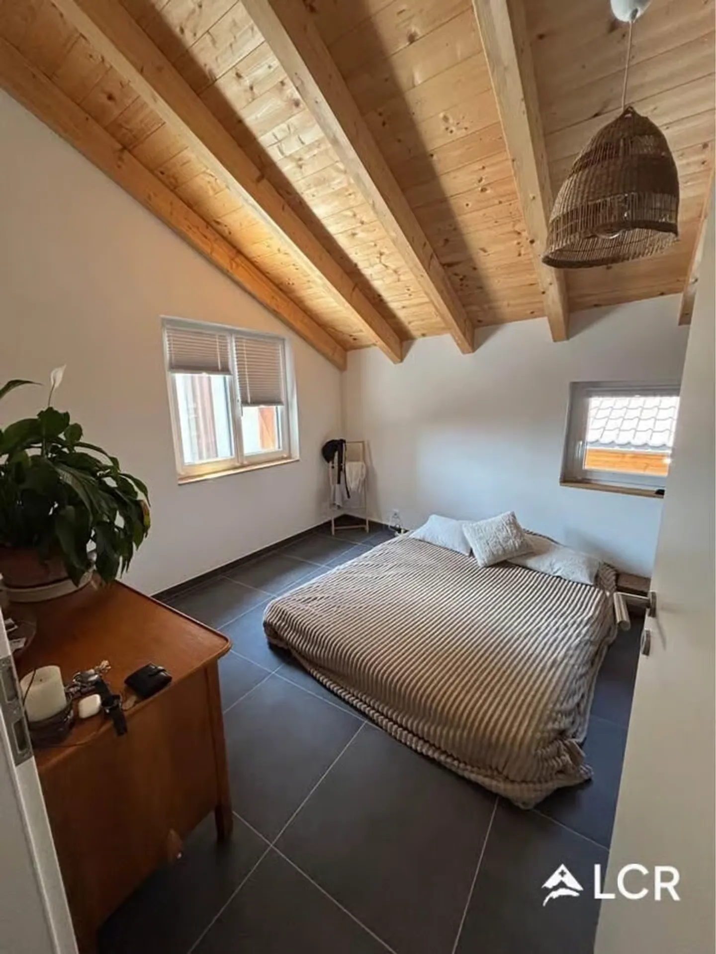 Magnifique Appartement neuf de 4.5P / 3 CHB / 1 SDB / 1 place de parc - Photo 6 of 13
