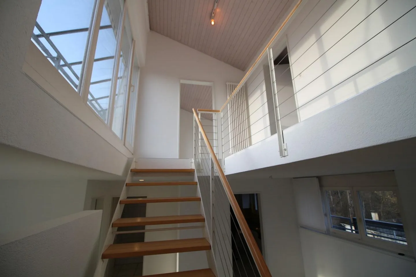 Geräumige Wohnung mit Terrasse - Foto 5 von 13