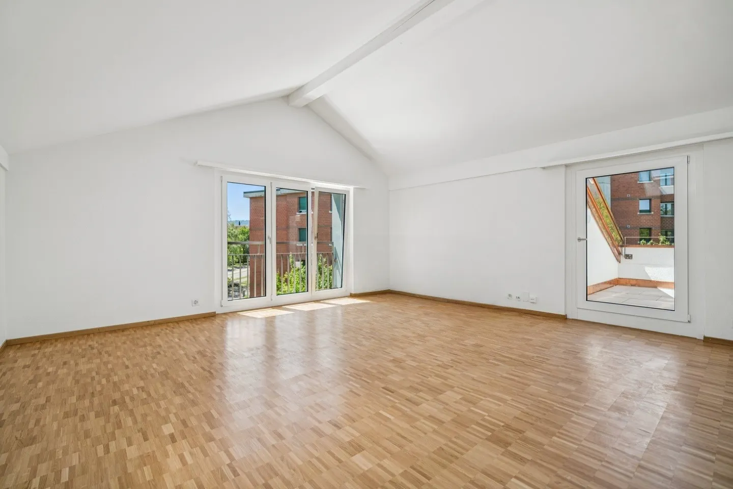 Charmante Dachwohnung a Uster - Foto 1 di 7