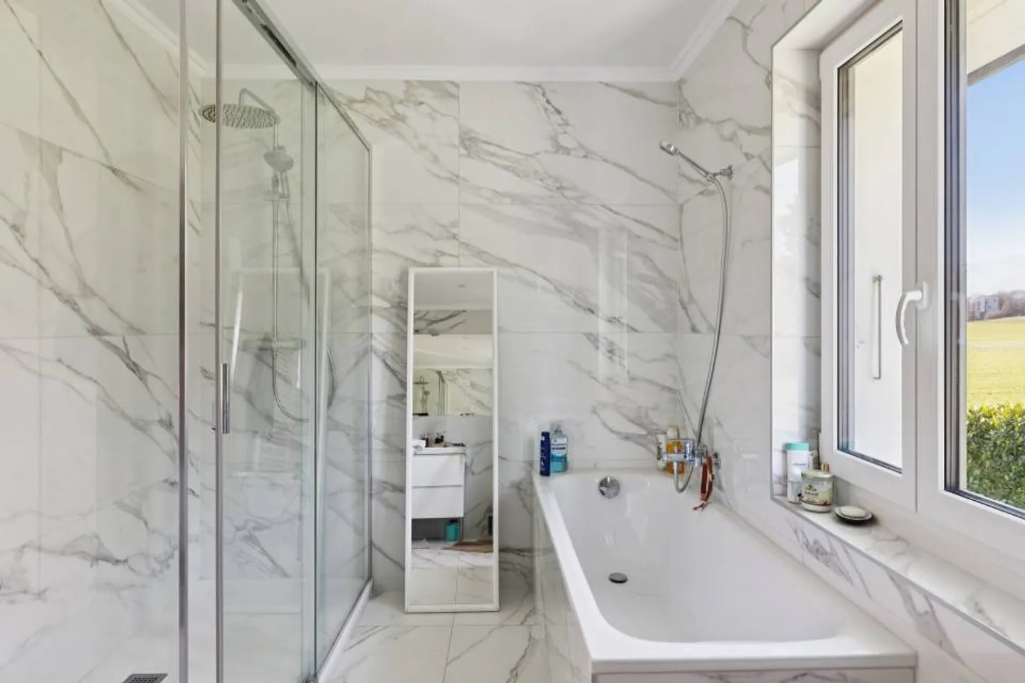 Elegant renoviertes Bauernhaus - Foto 4 von 11