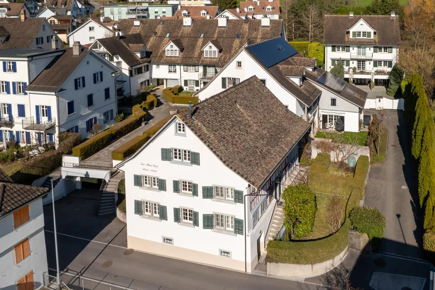 Propriété historique avec potentiel de maison individuelle à Männedorf - Photo 2 sur 6