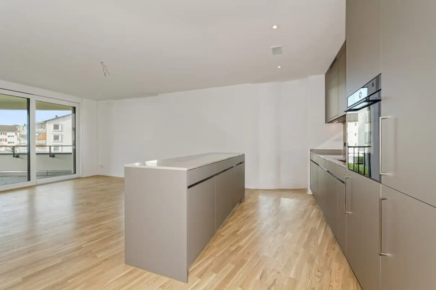 Nouvel appartement dans un emplacement de rêve directement sur le rivage du lac à Rapperswil-Jona - Photo 2 sur 5