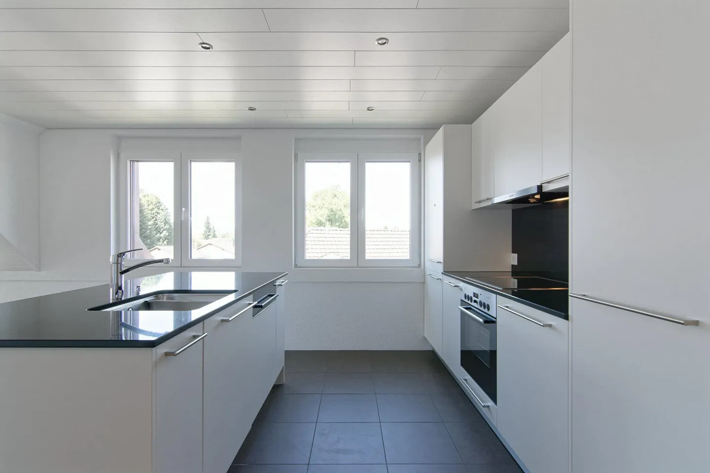 Attractive 3.5 and 4.5-room condominiums - Photo 6 of 7