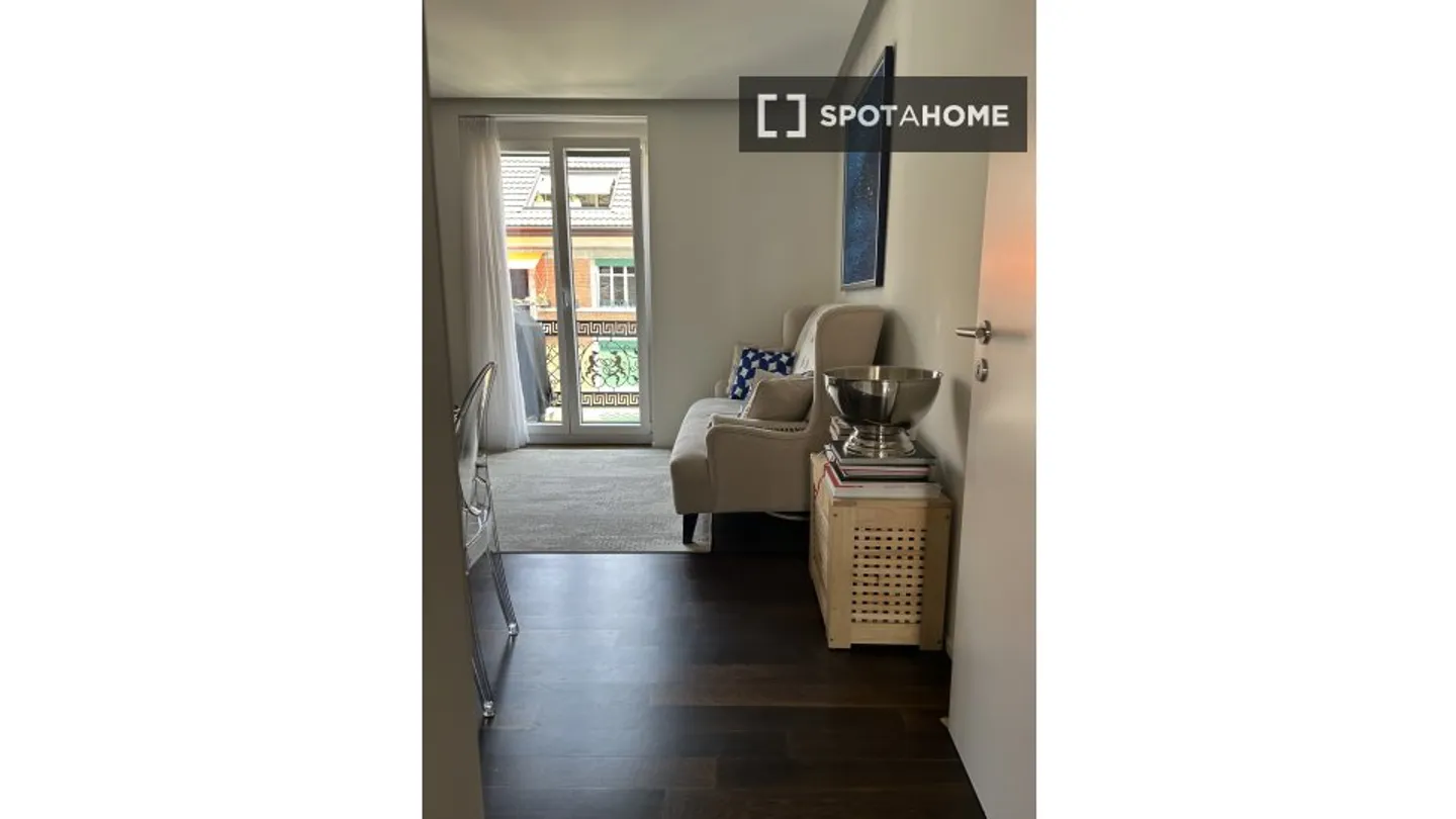 Modernes Apartment in Zürich - Foto 1 von 14