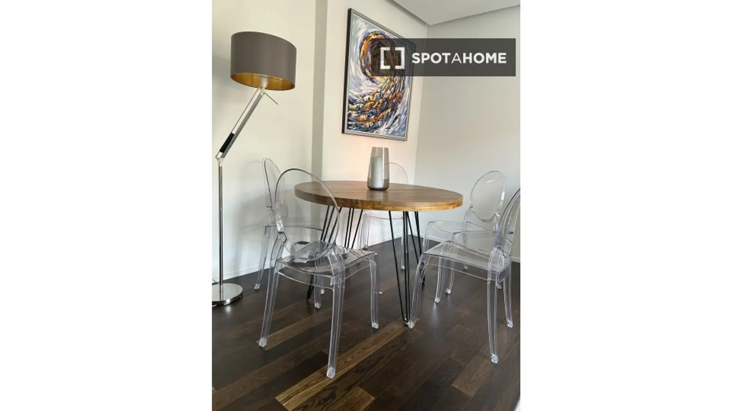 Modernes Apartment in Zürich - Foto 8 von 14