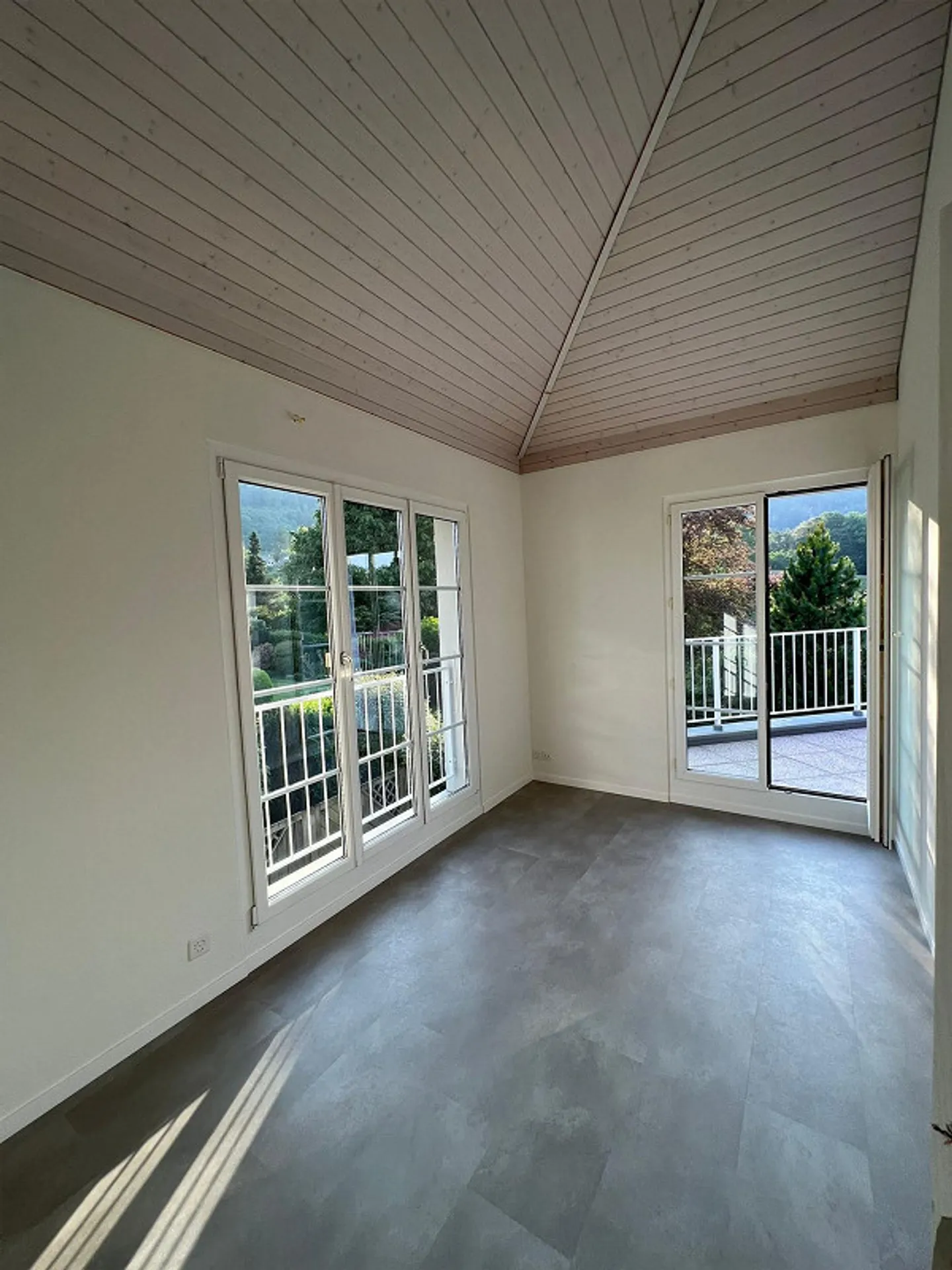 Freistehendes 5 1/2 Zimmer Einfamilienhaus - Foto 5 von 13