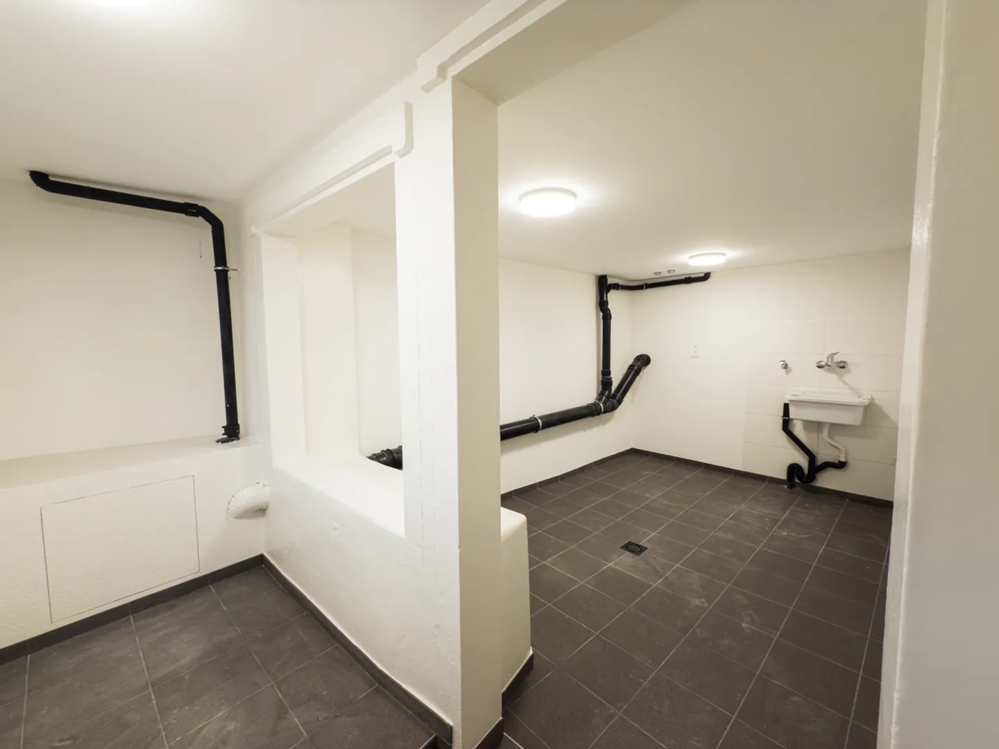 SUPERBO EDIFICIO DI DUE APPARTAMENTI A 2 PASSI DAL LAGO - Foto 14 di 16