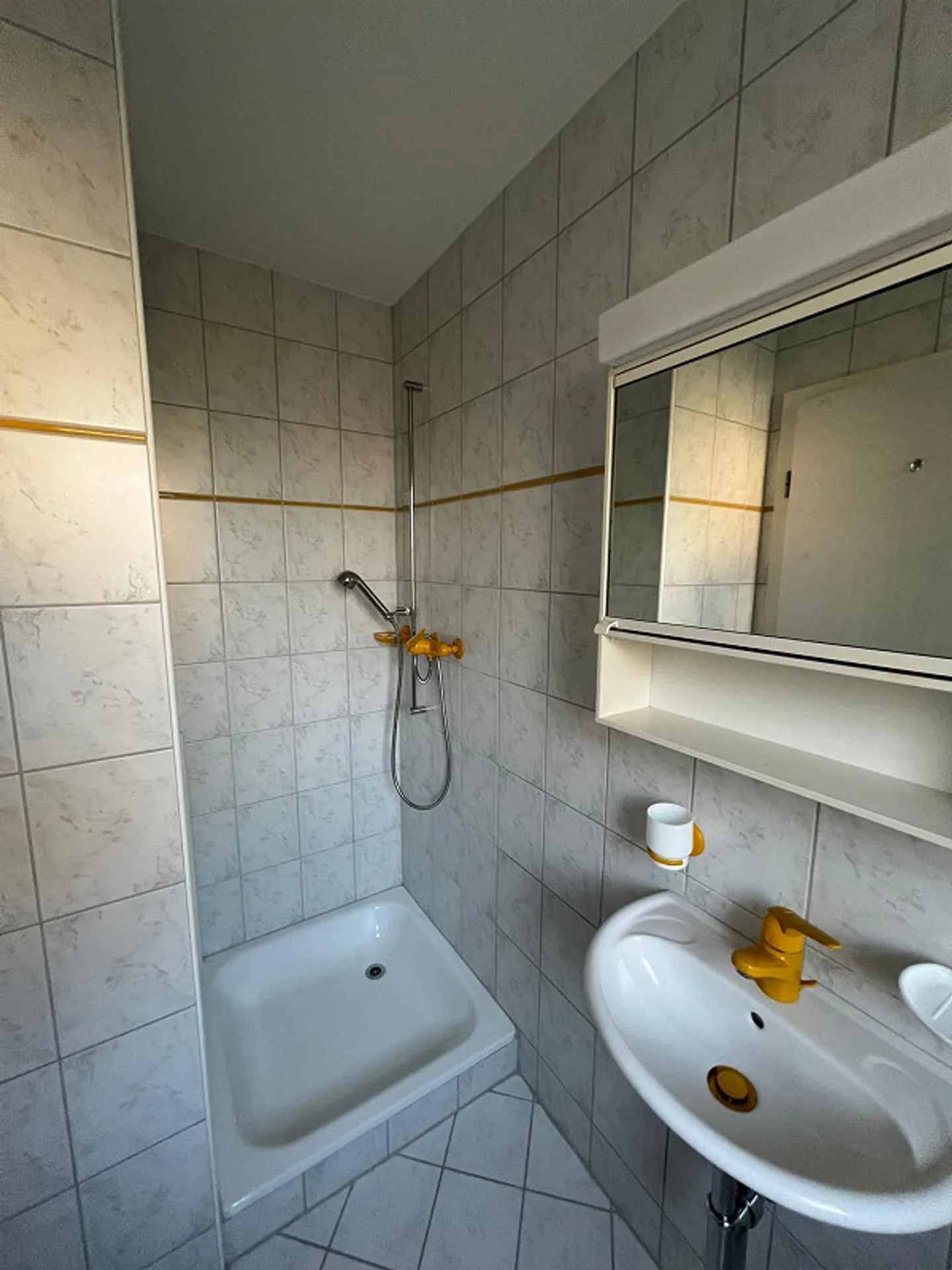 Freistehendes 5 1/2 Zimmer Einfamilienhaus - Foto 8 von 13