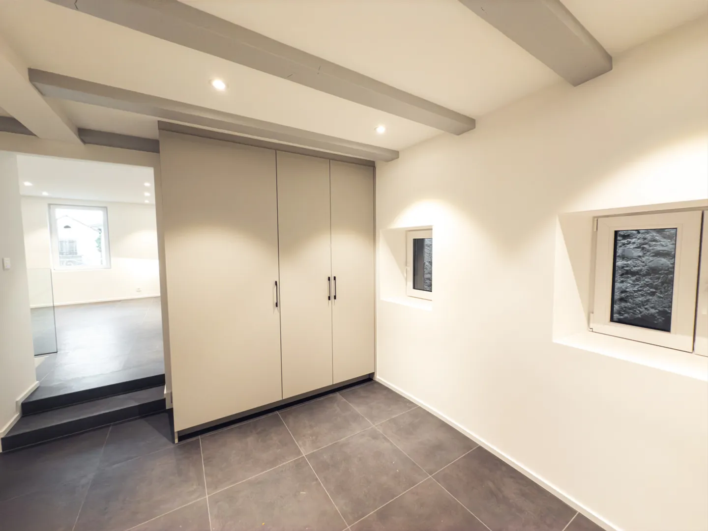 SUPERBO EDIFICIO DI DUE APPARTAMENTI A 2 PASSI DAL LAGO - Foto 15 di 16