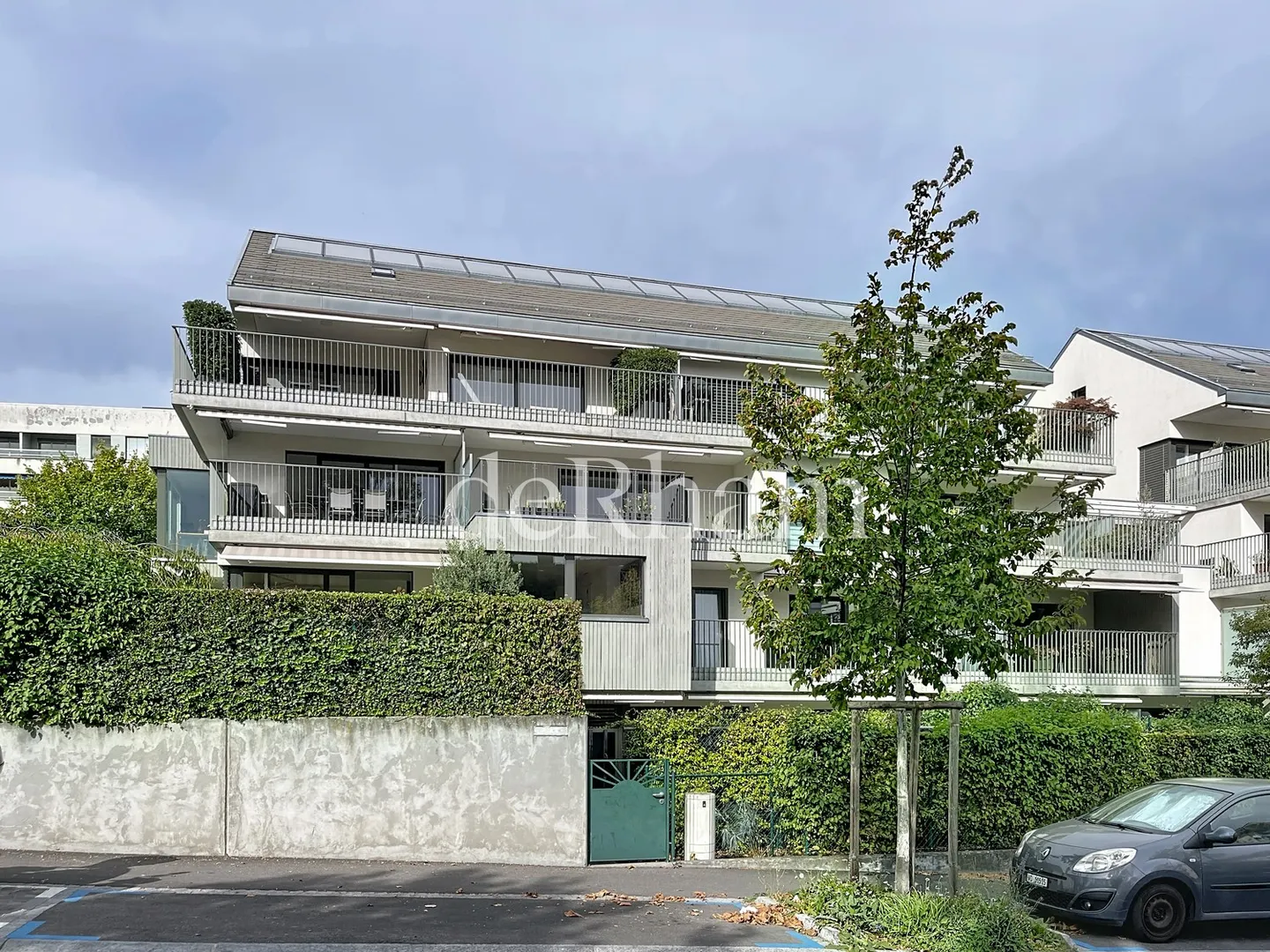 Appartement Contemporain avec Vue sur le Lac - Photo 9 sur 10