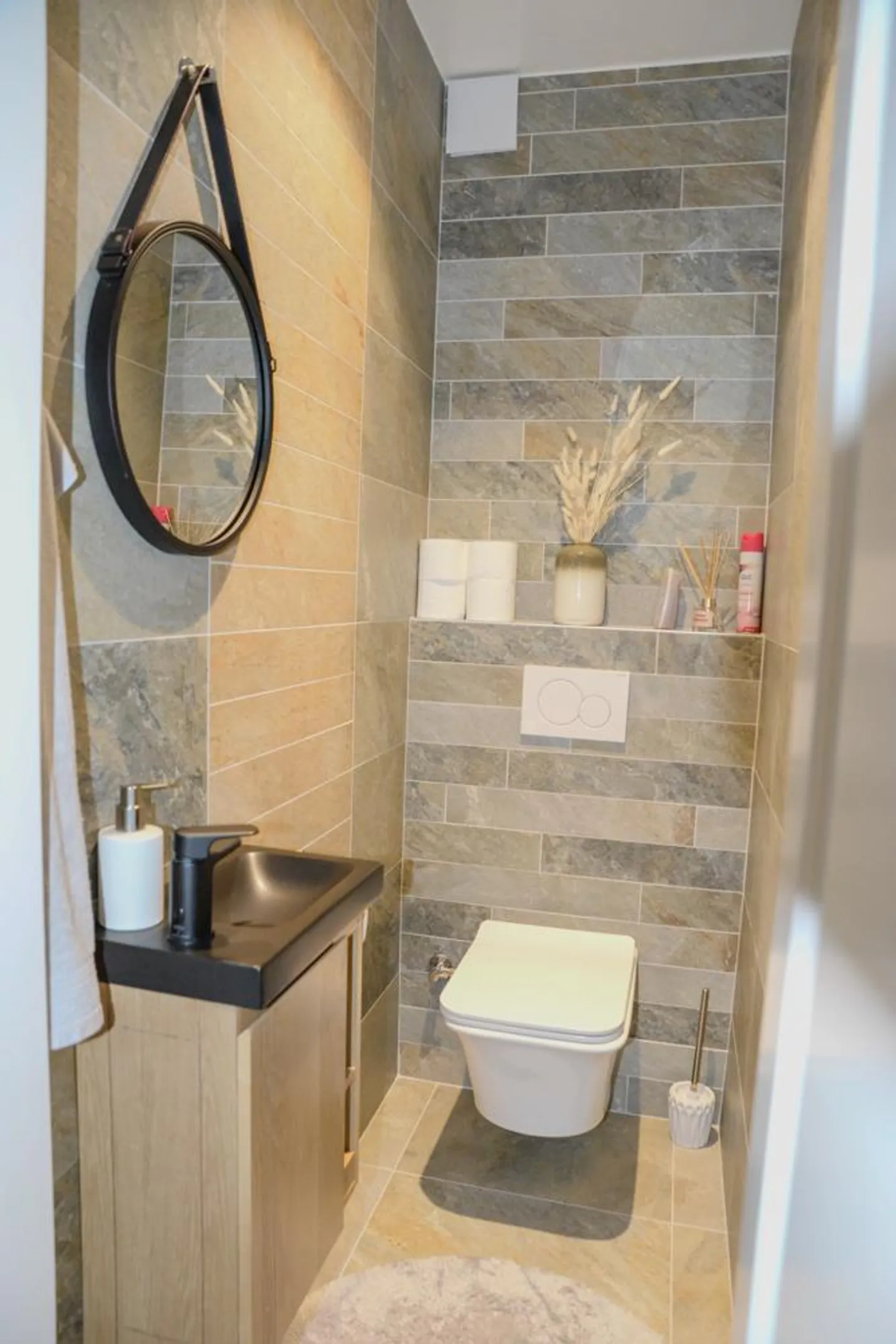 Appartement de 4 pièces entièrement rénové - Photo 5 sur 6