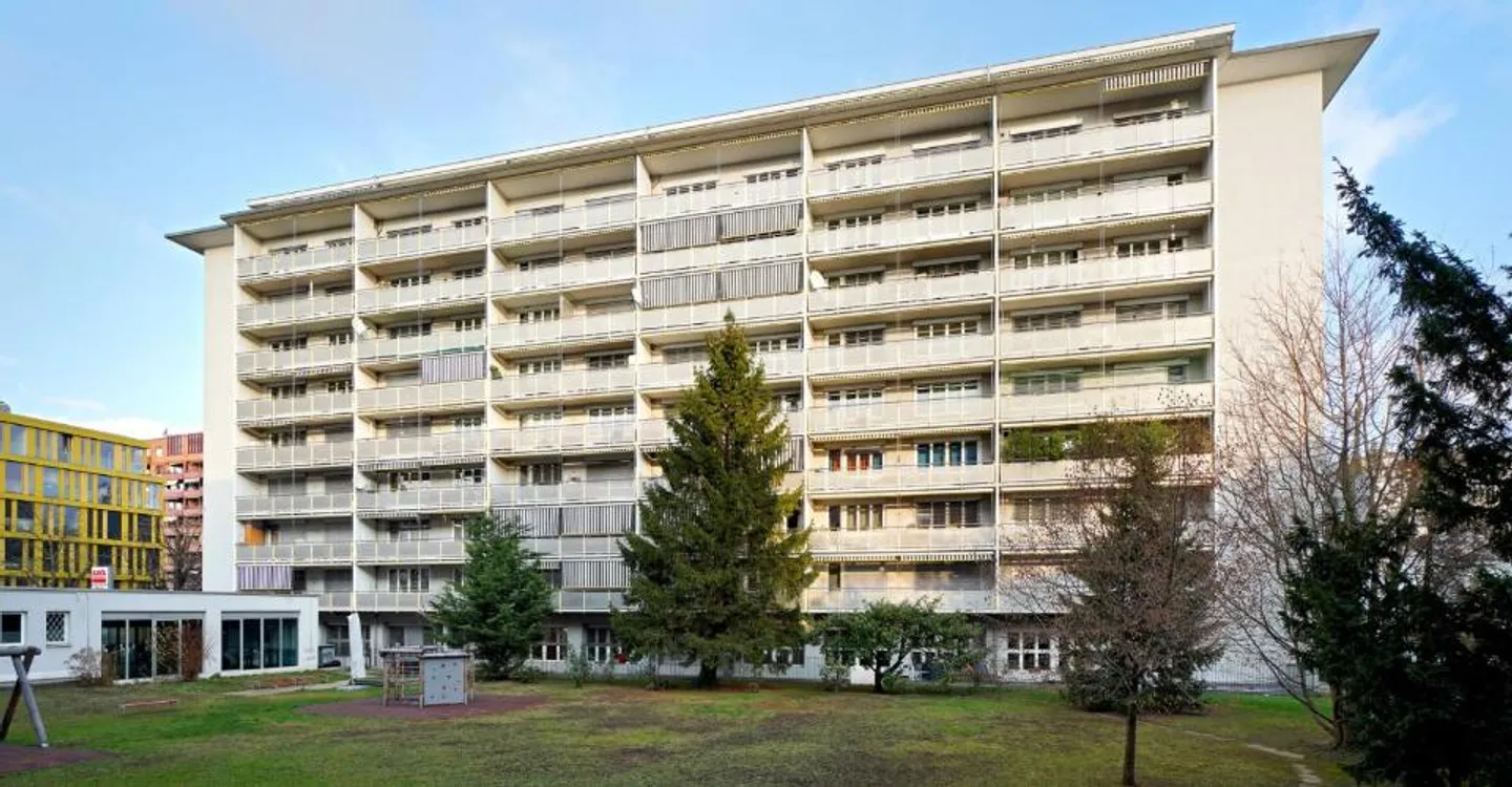 Centrally located apartment at Claramätteli - Photo 2 of 5