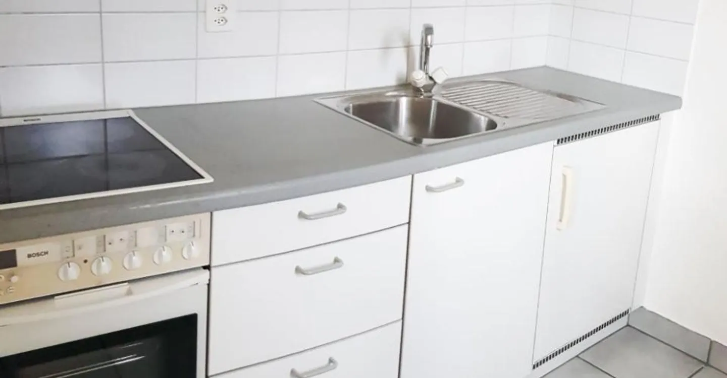 Centrally located apartment at Claramätteli - Photo 4 of 5