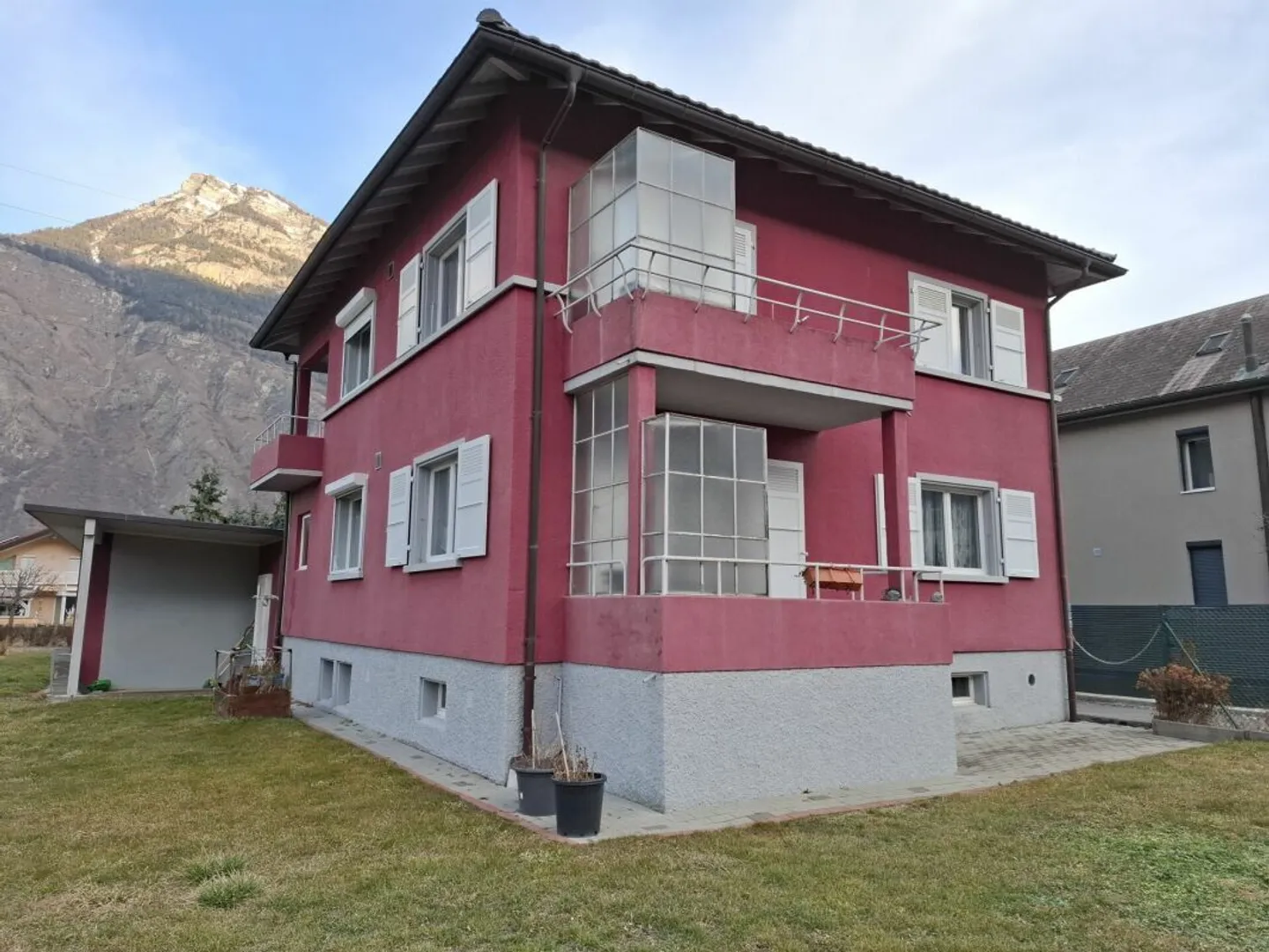 Spazioso appartamento 3.5 al 1° piano con posto auto e garage - Foto 8 di 9