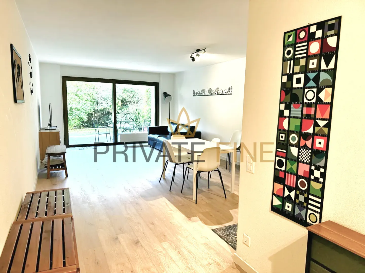 Appartement de 2.5 pièces avec jardin dans un quartier résidentiel calme (51) - Photo 3 sur 8