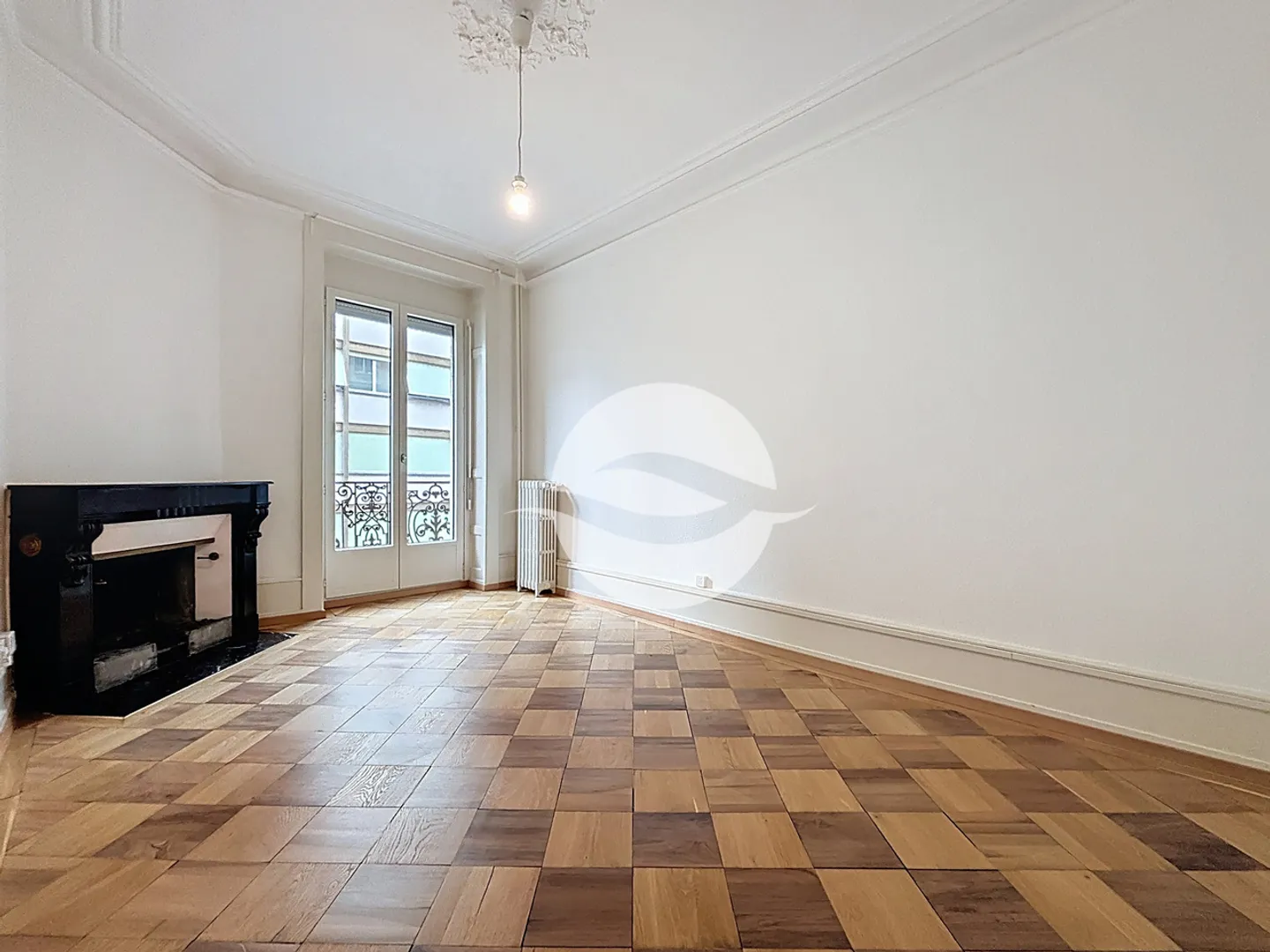 Charmant appartement 4 pièces - Photo 4 sur 8