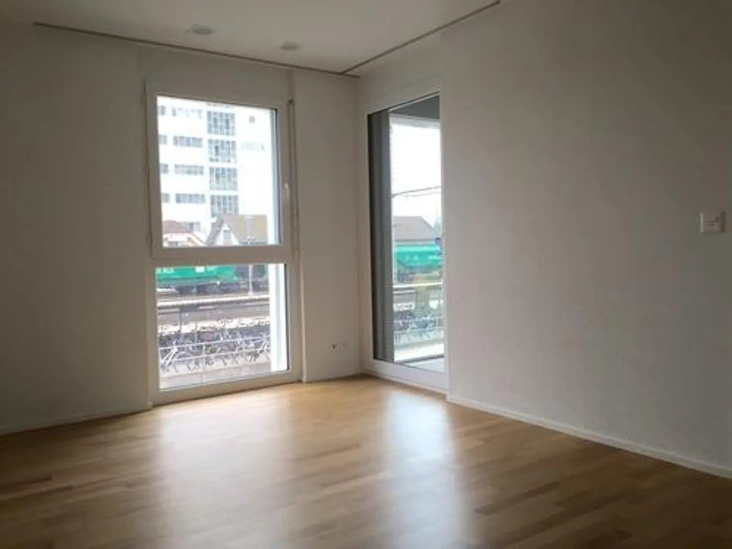 Zentrales Apartment mit Balkon - Foto 2 von 8