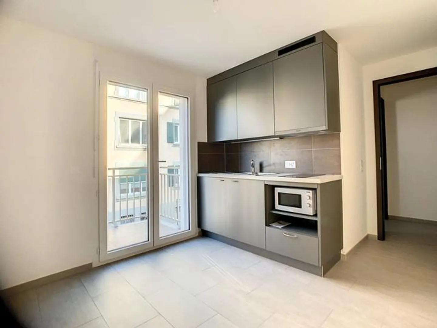 1,5-Zimmer-Wohnung im 2. Stock - Foto 2 von 4