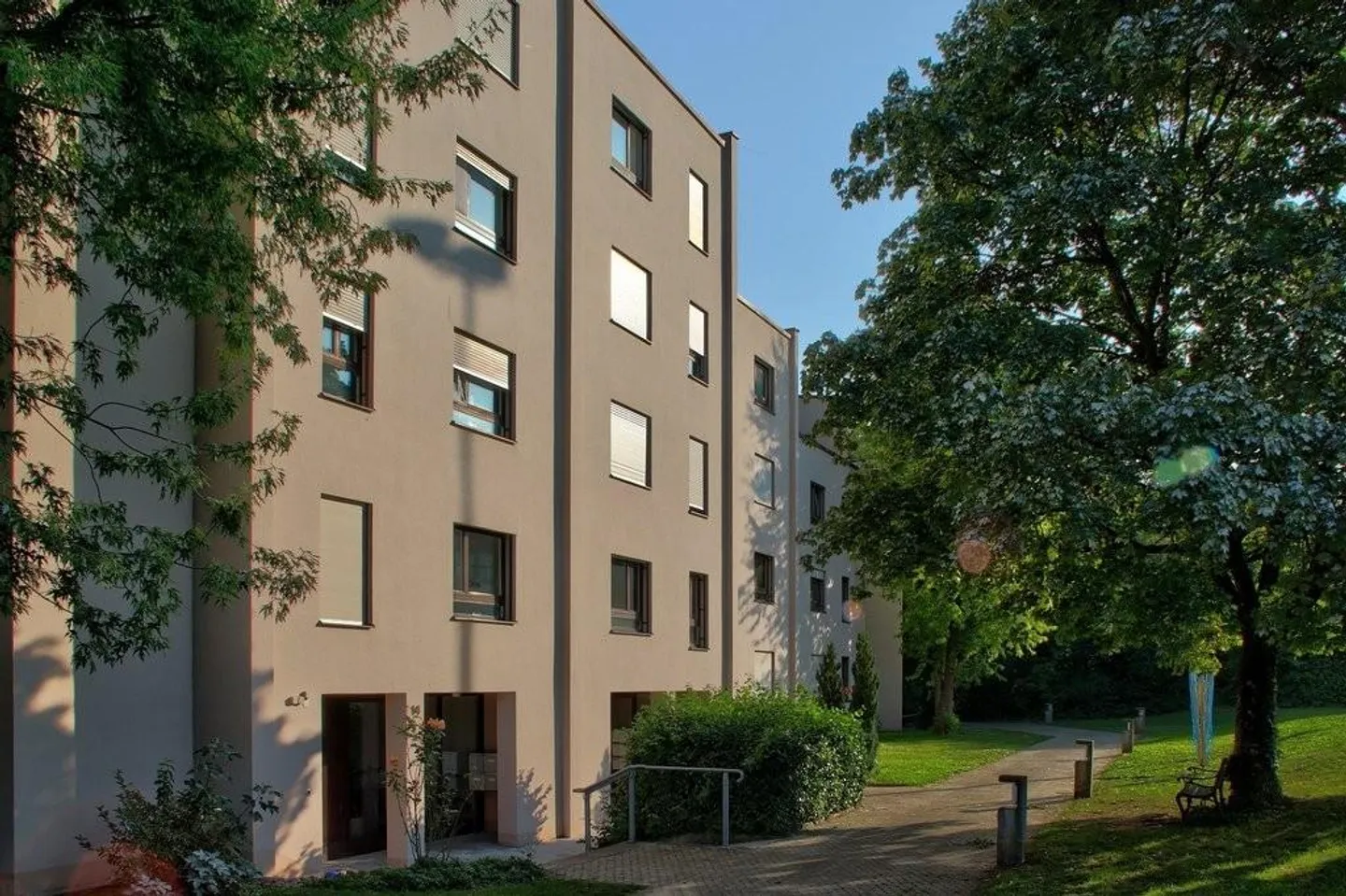 Spacious apartment in a quiet location in Liestal - Photo 1 of 8
