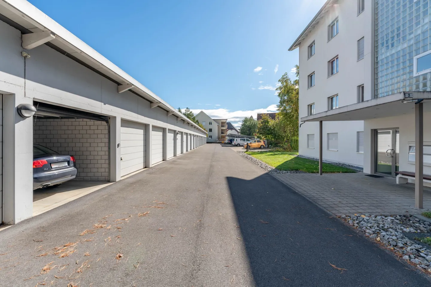 Condominio ben tenuto di 5,5 stanze con balcone vetrato - Foto 14 di 16