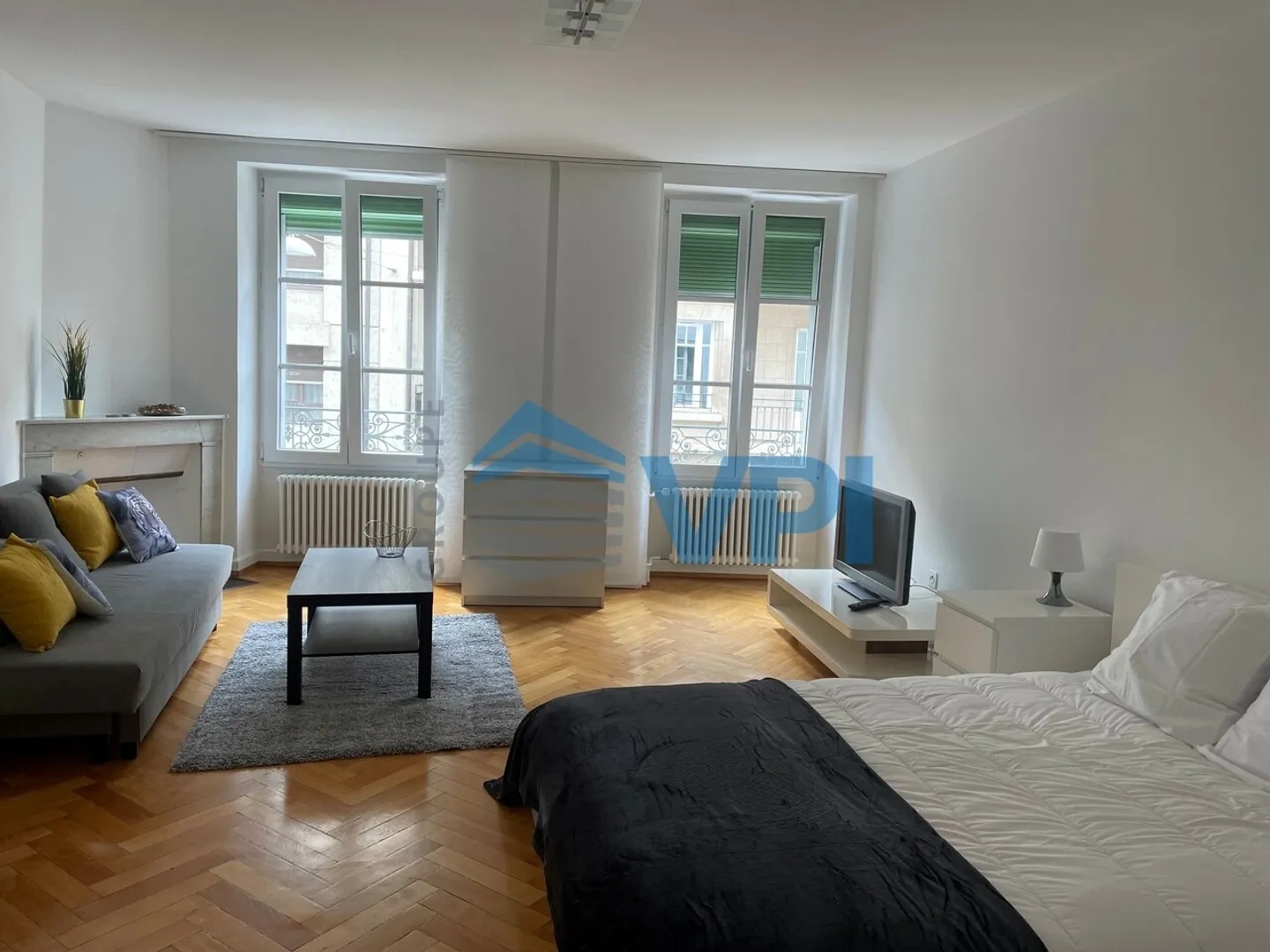 Furnished 2.5-room apartment close to the lake - Photo 2 of 7