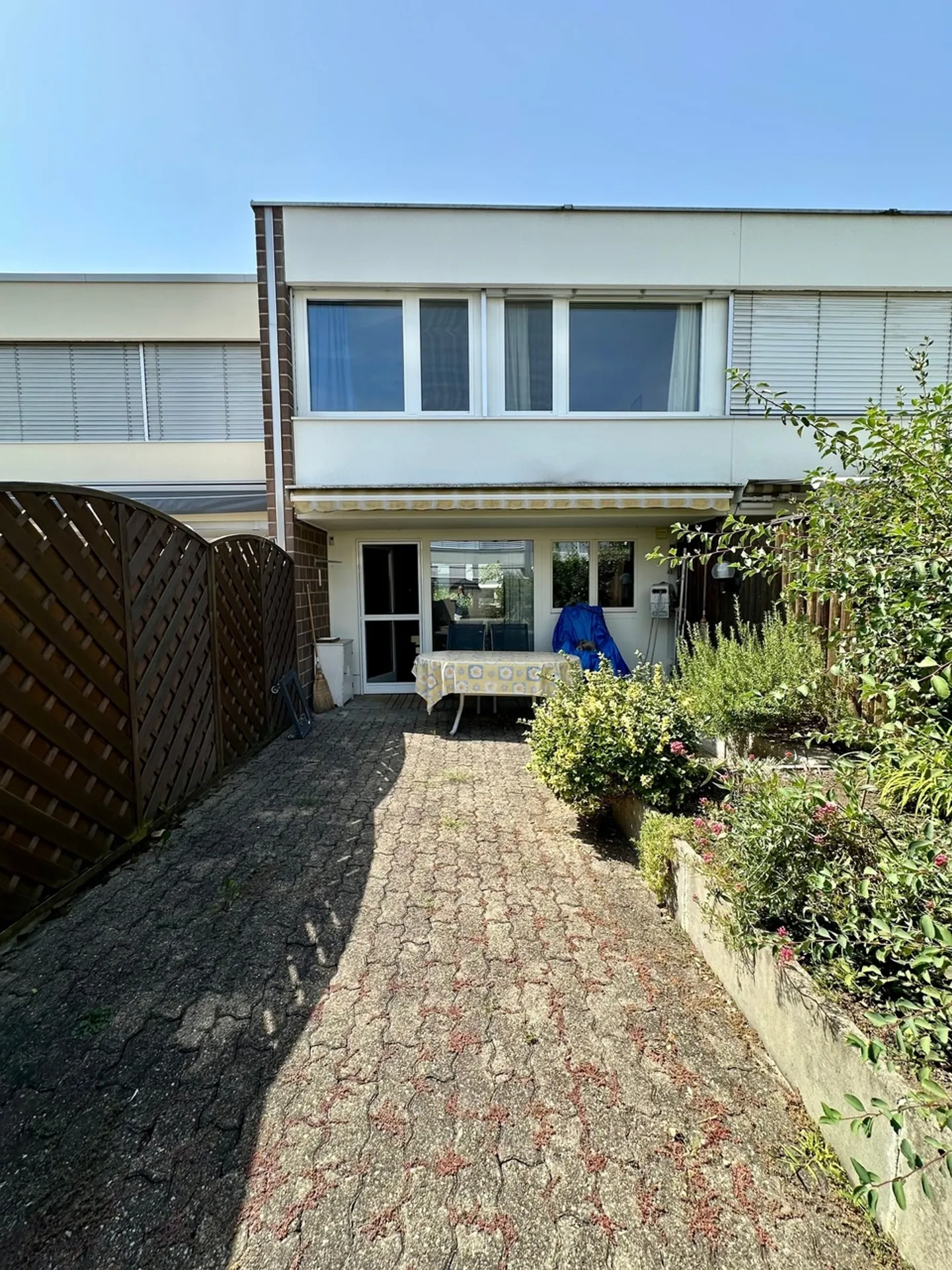 Casa a schiera con giardino e posto auto in posizione centrale - Foto 9 di 9
