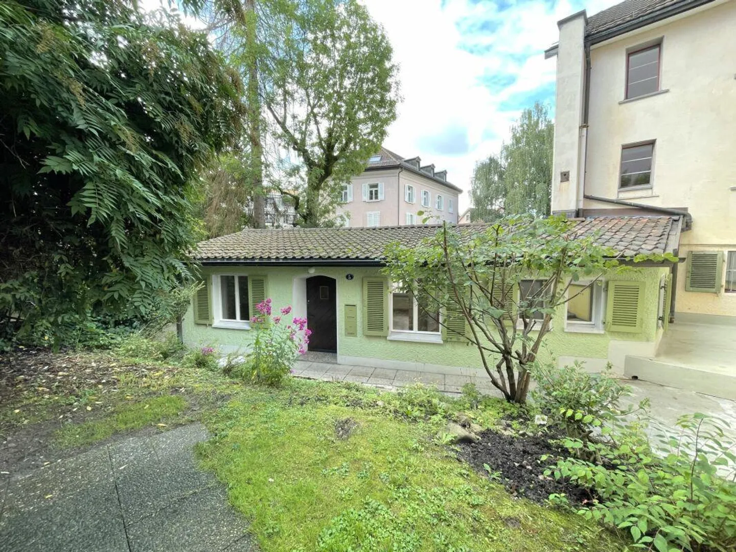 Casa unifamiliare di 4,5 stanze situata in posizione centrale - Foto 1 di 8