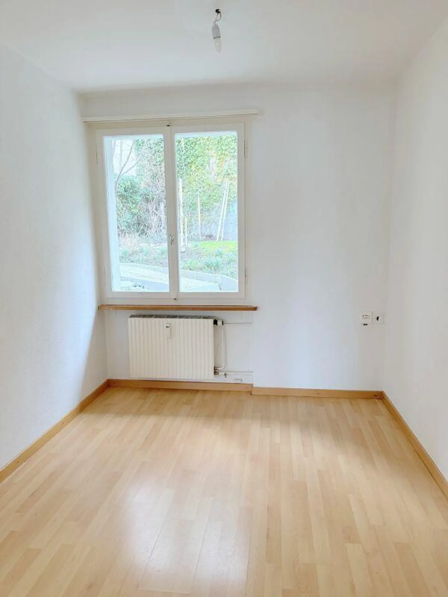 Casa unifamiliare di 4,5 stanze situata in posizione centrale - Foto 6 di 8