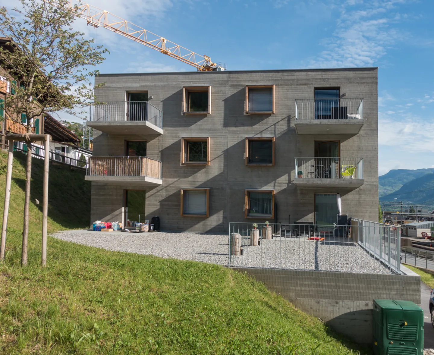 Exclusive Living Near the Center - Photo 2 of 9