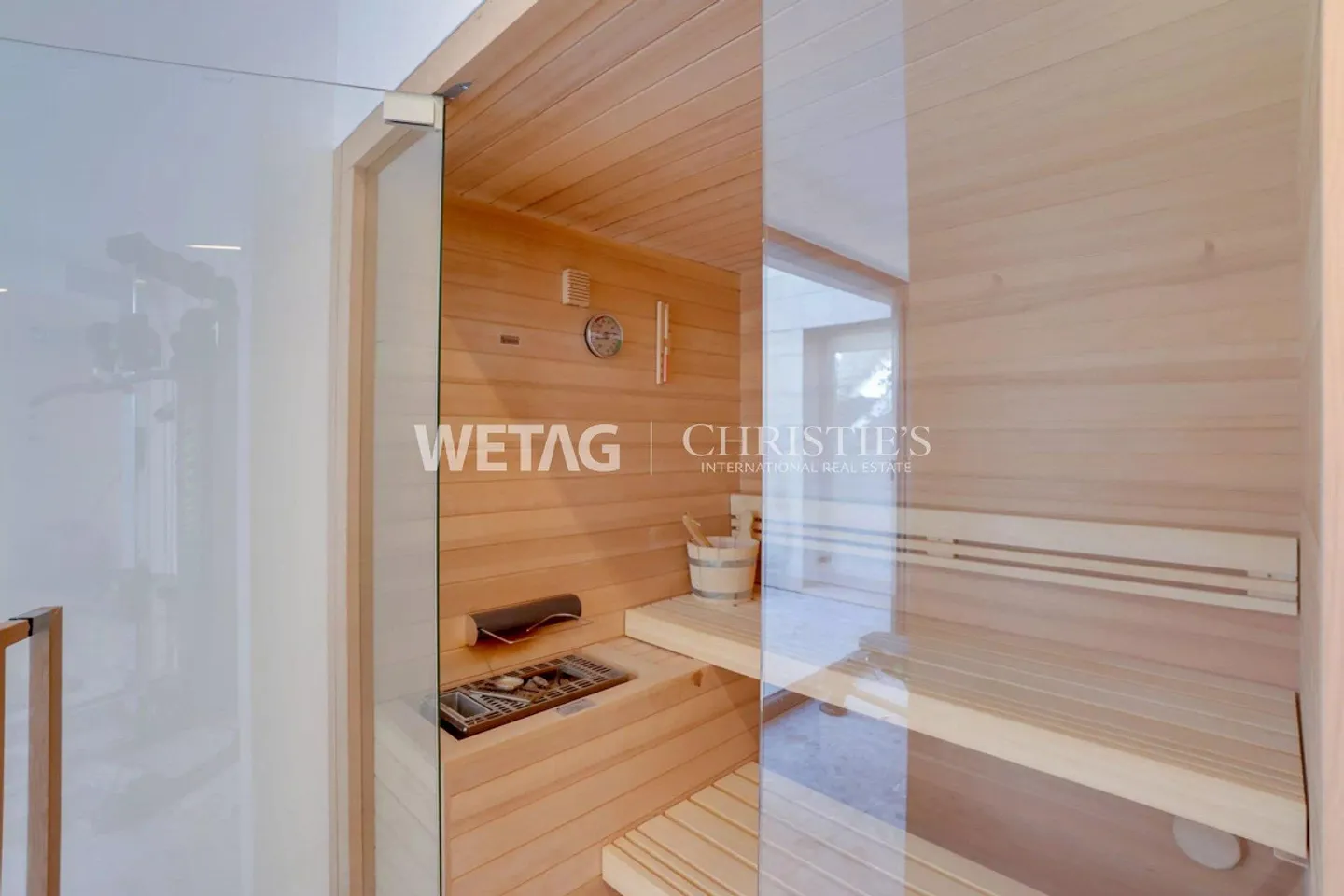 Modern duplex apartment of recent construction with large private garden to... - Photo 13 of 13