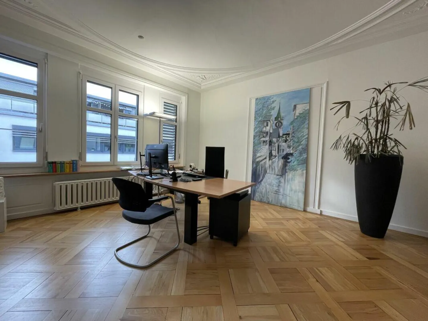 Representative old building office for rent in Seefeld - Photo 2 of 10