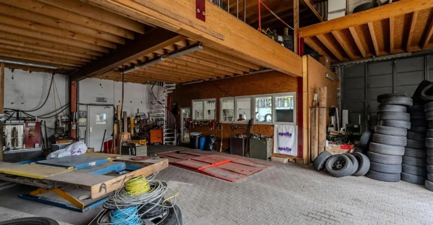Industrial Building-Depot - Photo 12 of 13