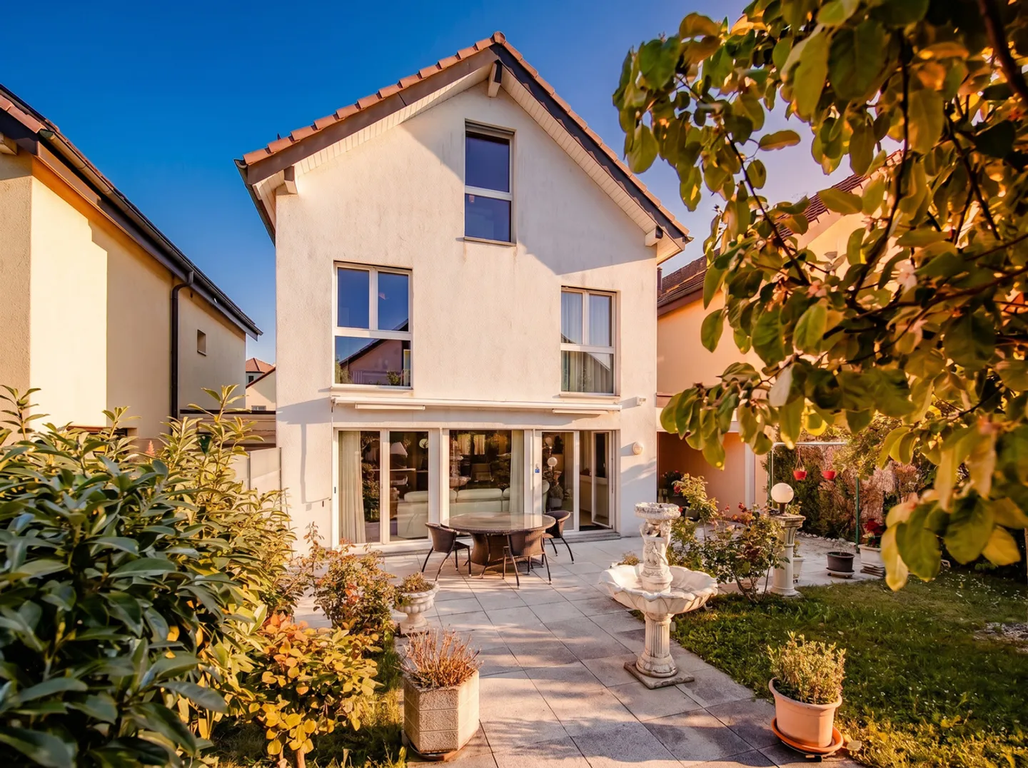 Casa Familiare a Yverdon-les-Bains - Foto 1 di 15