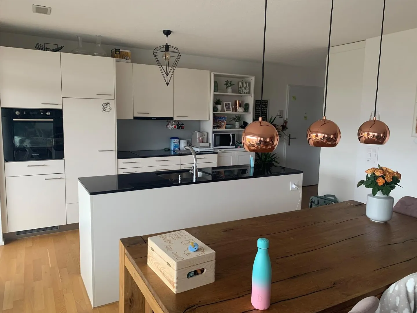 Vivere spaziosamente con un fattore di benessere a Herrenschwanden - Foto 1 di 8
