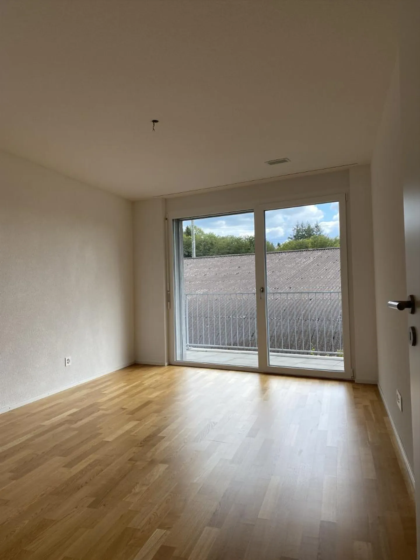 Vivere spaziosamente con un fattore di benessere a Herrenschwanden - Foto 4 di 8