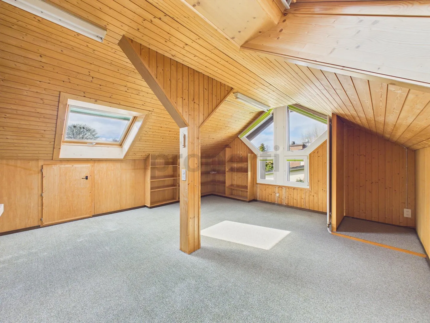 Bright 5.5-Room Duplex House with Balcony, Dietlikon - Photo 12 of 14