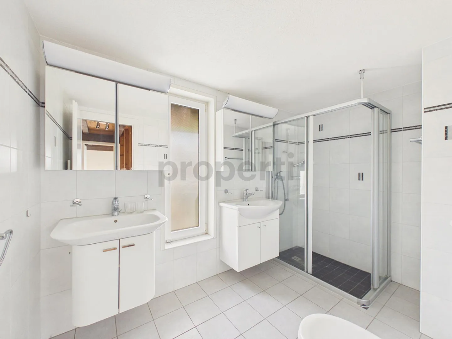 Bright 5.5-Room Duplex House with Balcony, Dietlikon - Photo 13 of 14