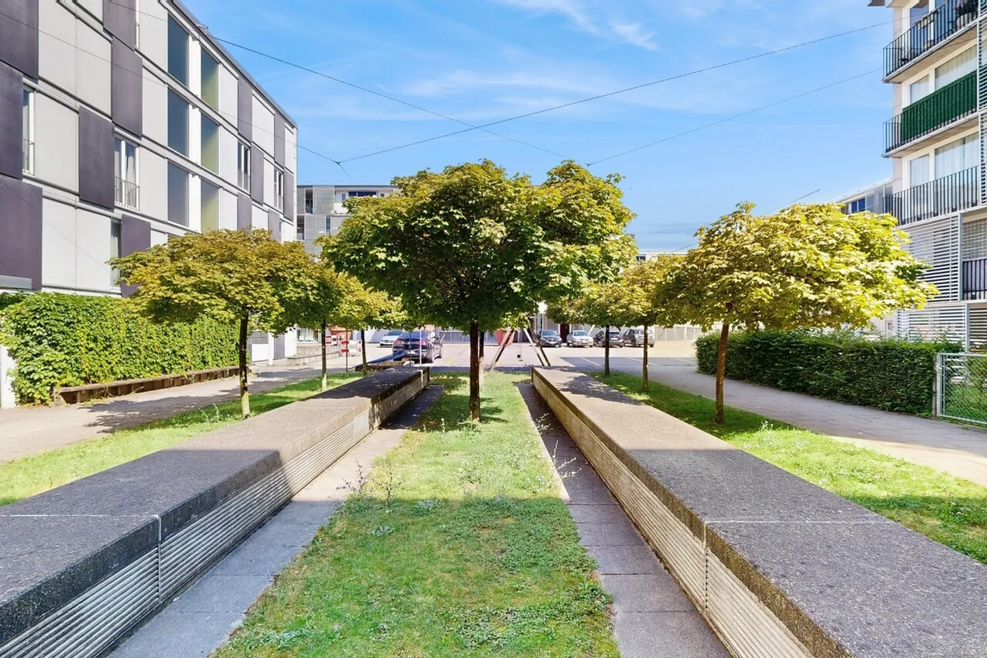 Moderno appartamento di 2,5 stanze con giardino in affitto e terrazza in legno a Zurigo-Schwamen - Foto 1 di 12
