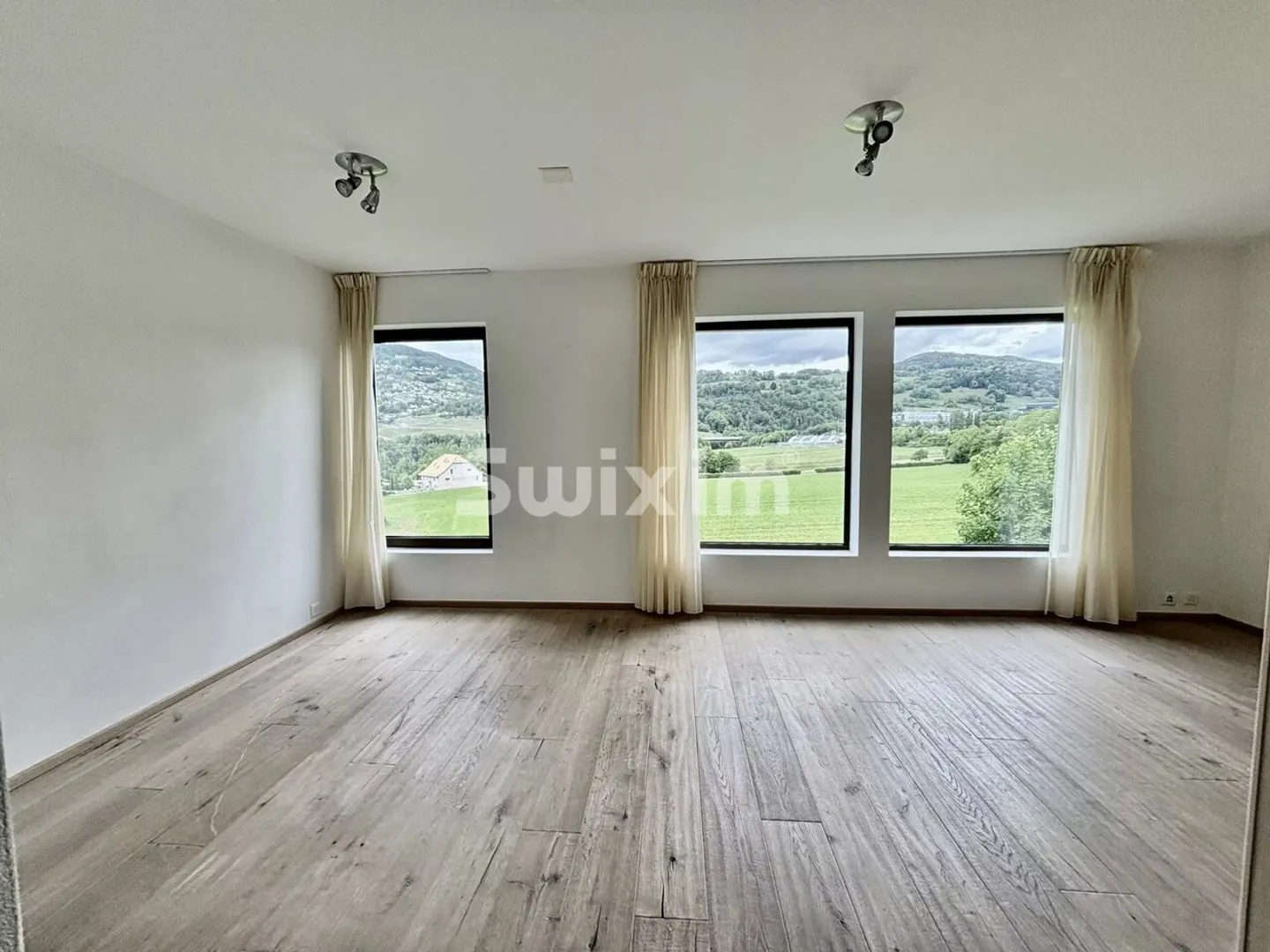 Superb villa in a quiet residential area, 6 minutes from Vevey - Photo 6 of 13