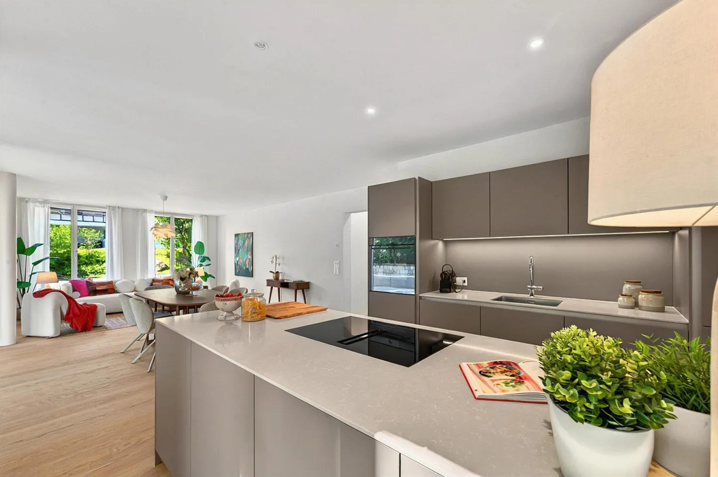 First rental of a great 3 ½-room apartment with ownership standard - Photo 1 of 9