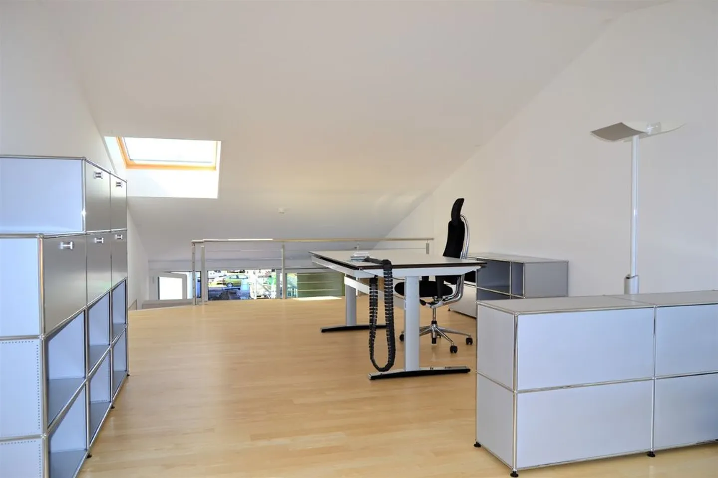Letztes von vier Studios / Büros zu vermieten!! - Foto 1 di 13