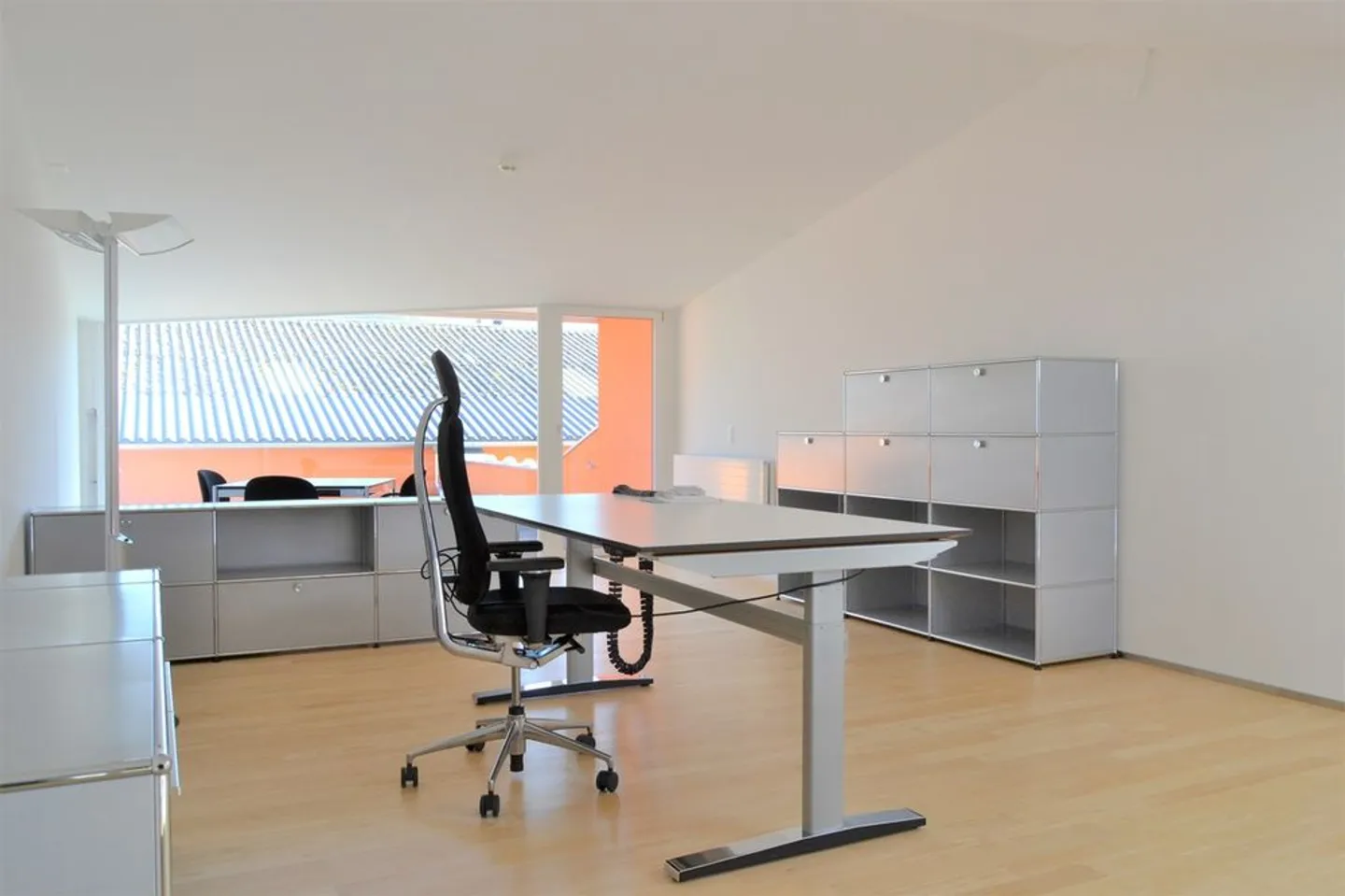Letztes von vier Studios / Büros zu vermieten!! - Foto 2 di 13