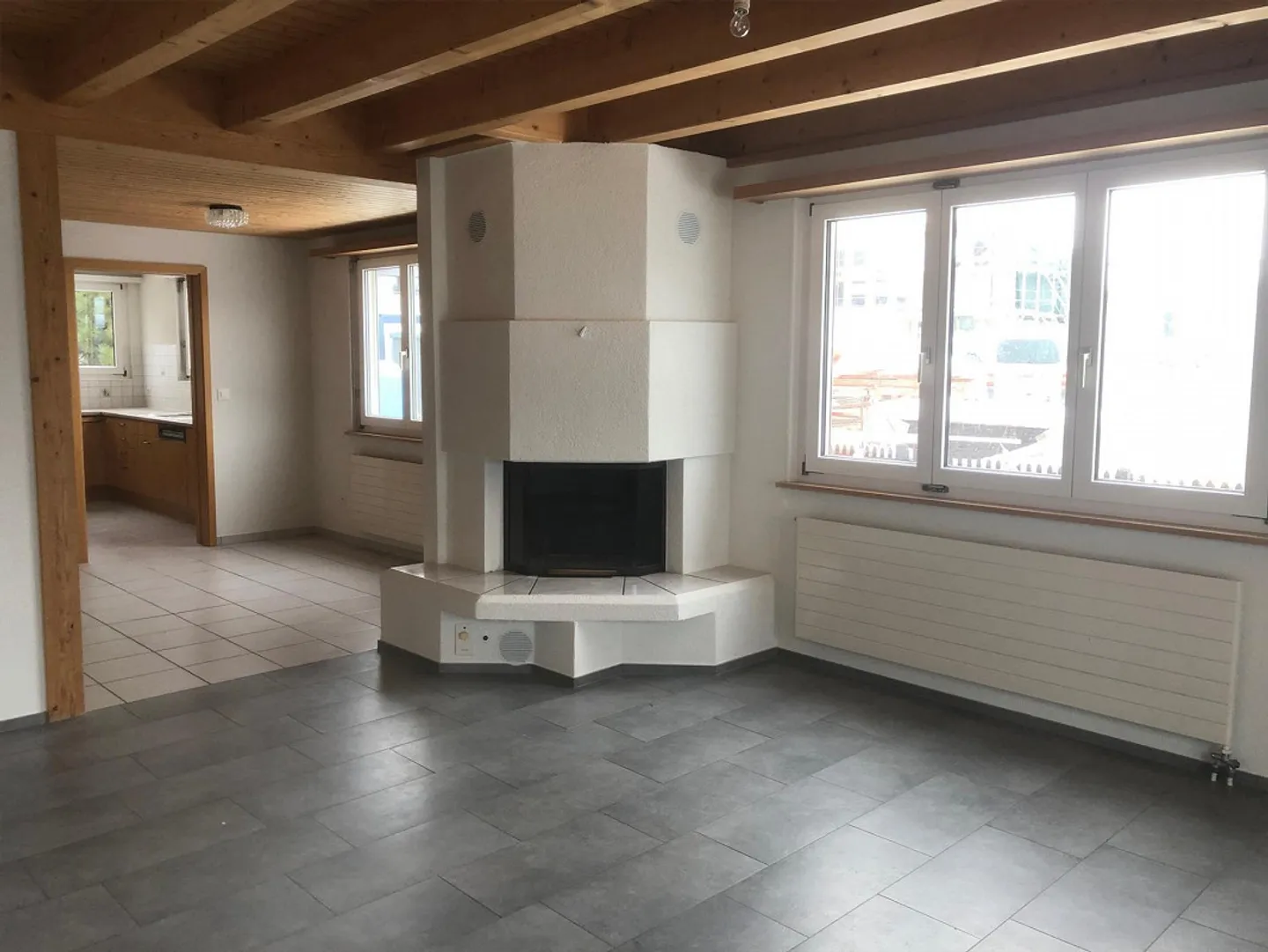 Well-maintained, renovated 7.5-room semi-detached house - Photo 1 of 10