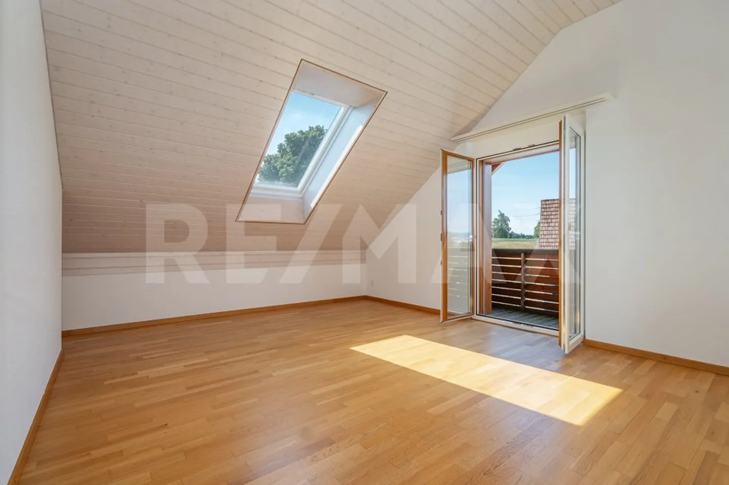 Vie spacieuse sur deux étages - Maisonette de 180,8 m² - Photo 9 sur 13