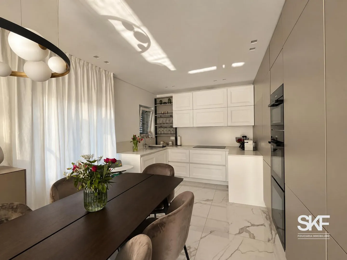 BELLINZONA - SPLENDID AND MODERN TWO-FAMILY PROPERTY - Photo 4 of 20