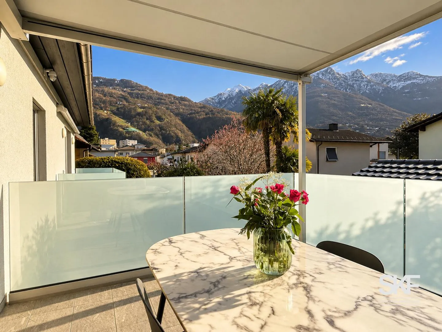 BELLINZONA - SPLENDID AND MODERN TWO-FAMILY PROPERTY - Photo 1 of 20