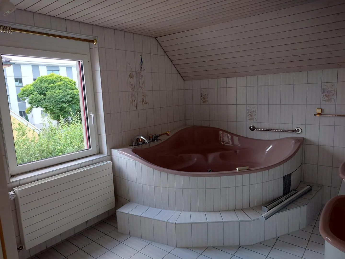 Casa unifamiliare spaziosa - Foto 3 di 12