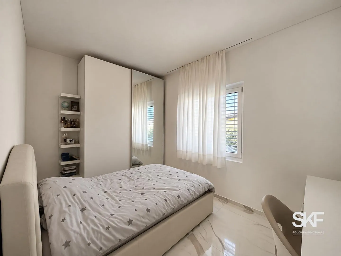 BELLINZONA - SPLENDID AND MODERN TWO-FAMILY PROPERTY - Photo 11 of 20