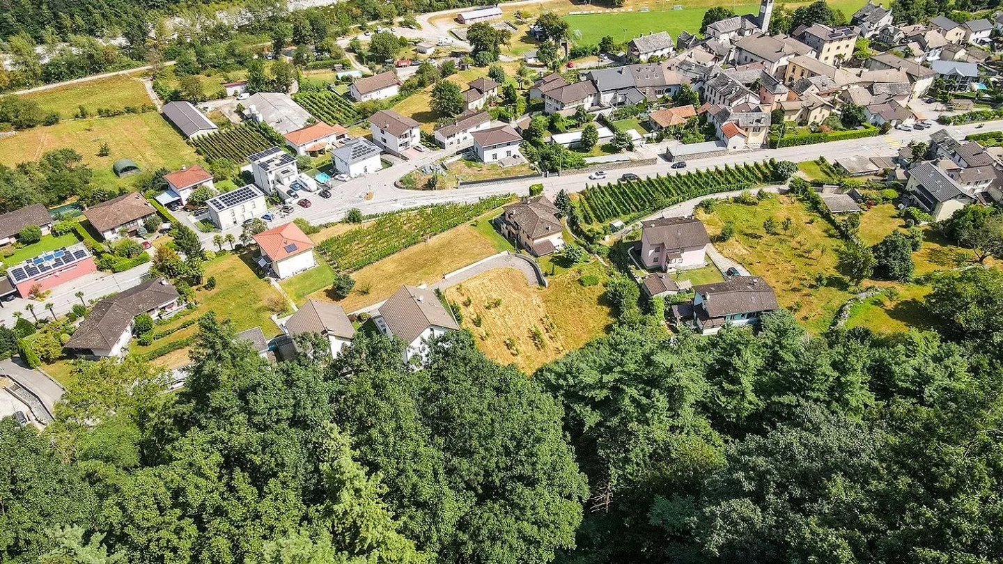 Centovalli, terrain constructible dans une zone résidentielle - Photo 3 sur 13